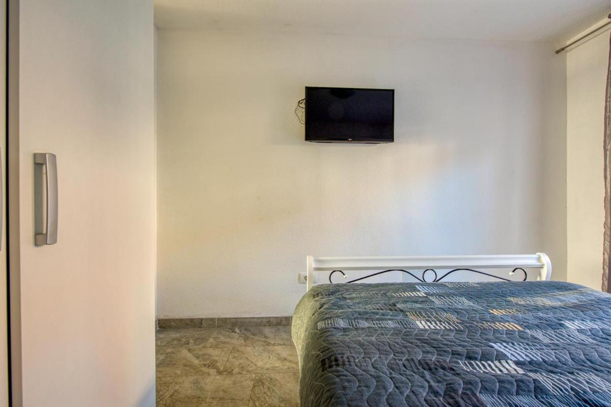 Apartments Ina & Ika Ρόβινι Εξωτερικό φωτογραφία