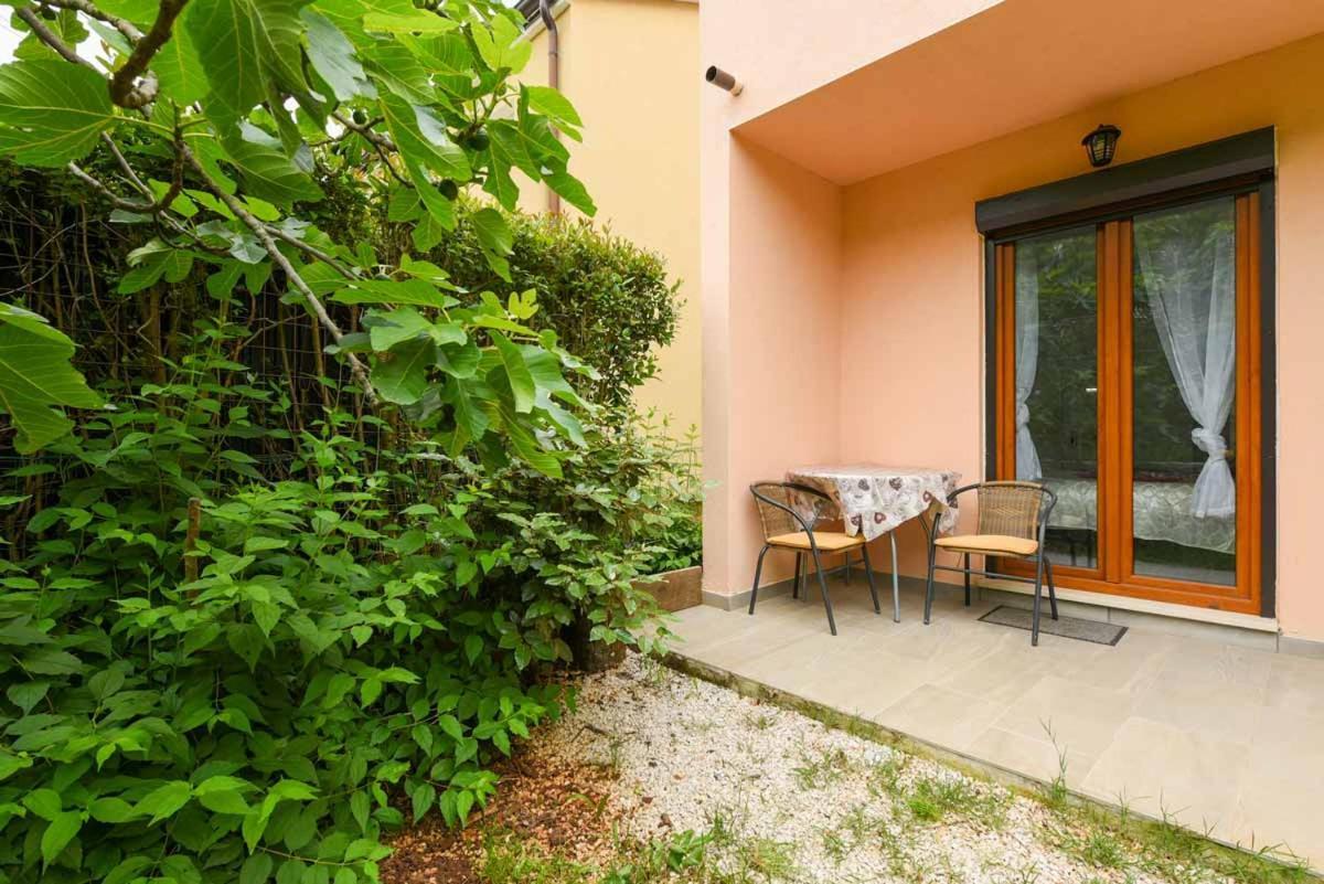 Apartments Ina & Ika Ρόβινι Εξωτερικό φωτογραφία