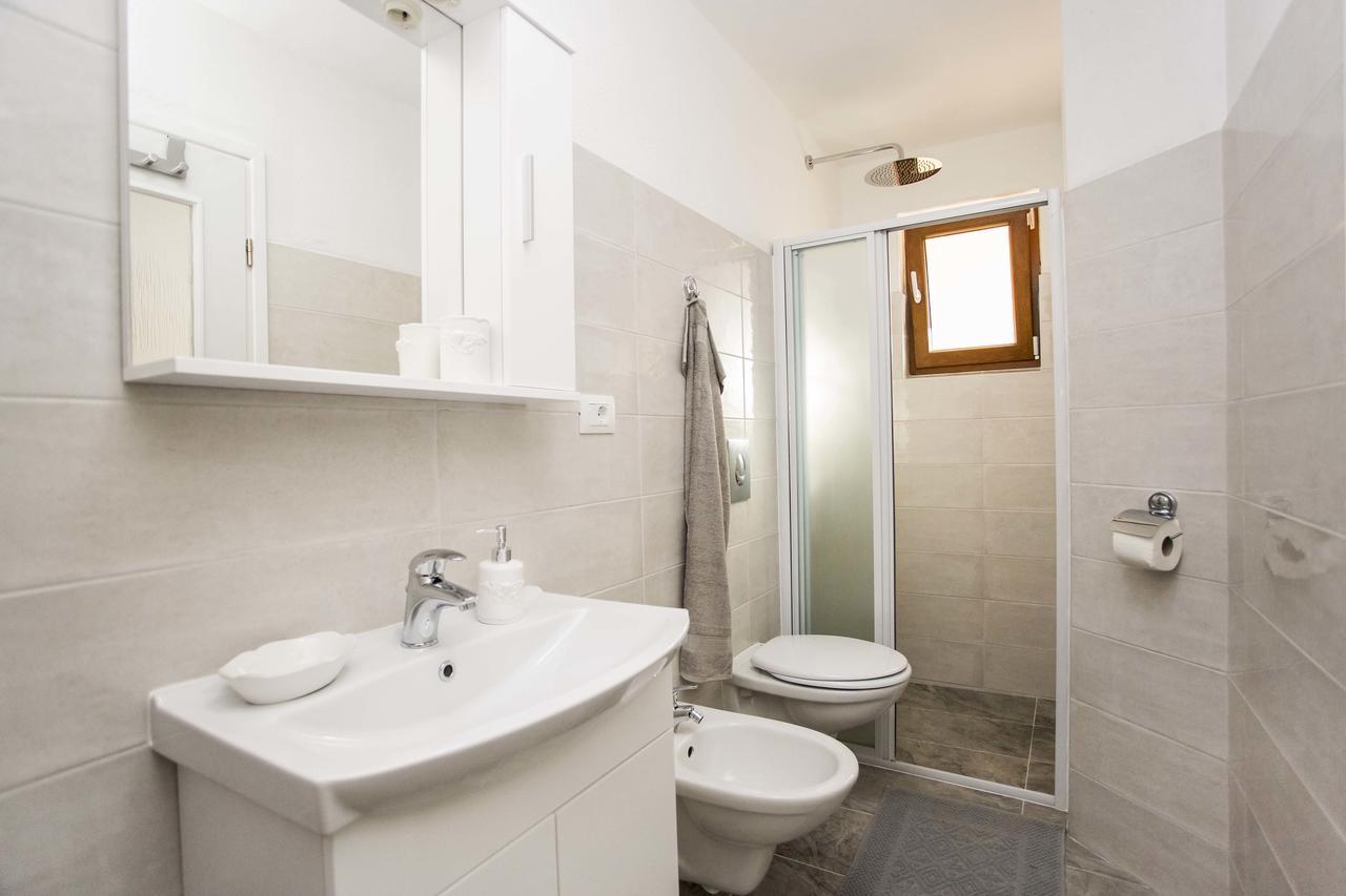 Apartments Ina & Ika Ρόβινι Εξωτερικό φωτογραφία