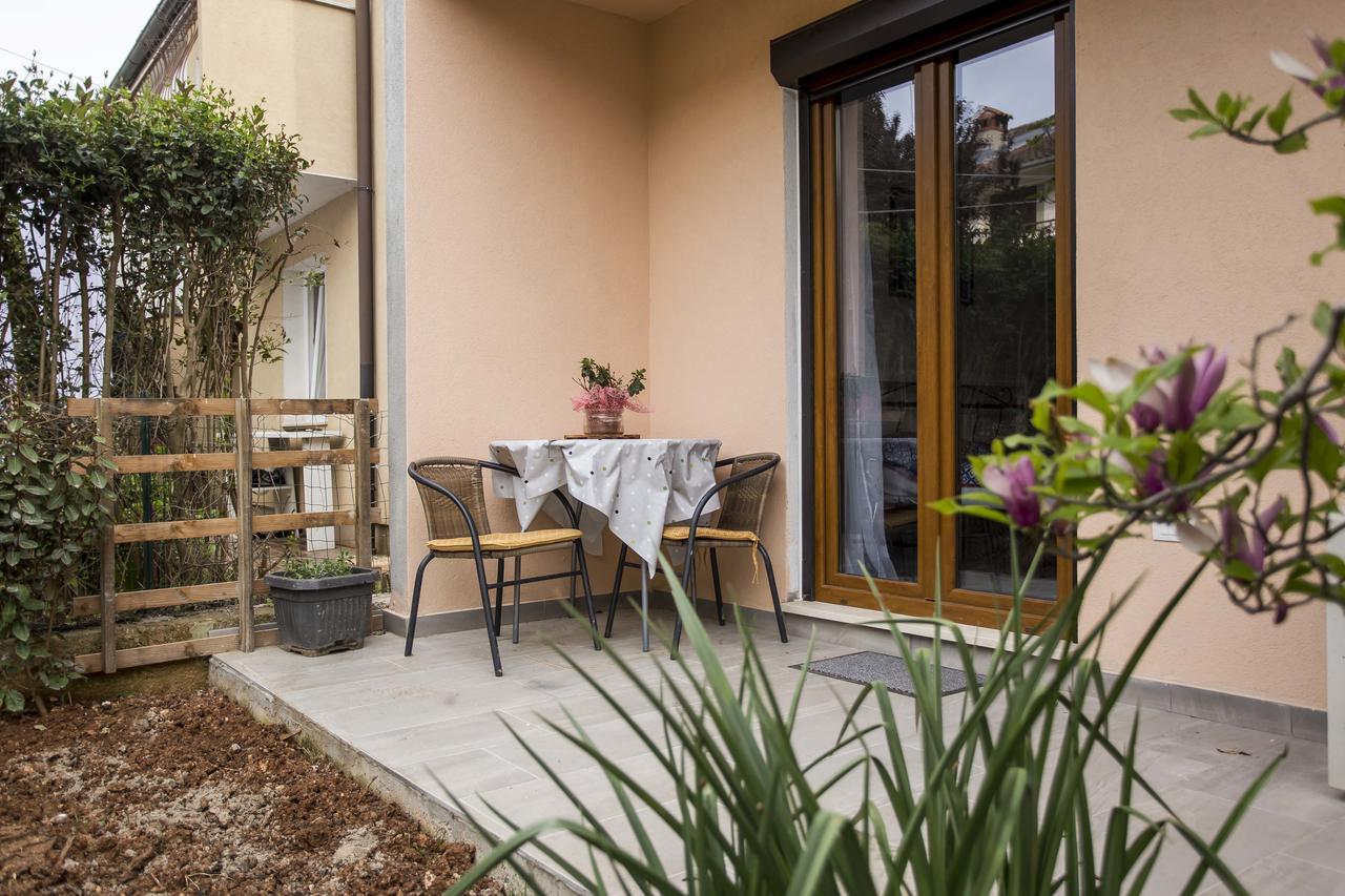 Apartments Ina & Ika Ρόβινι Εξωτερικό φωτογραφία