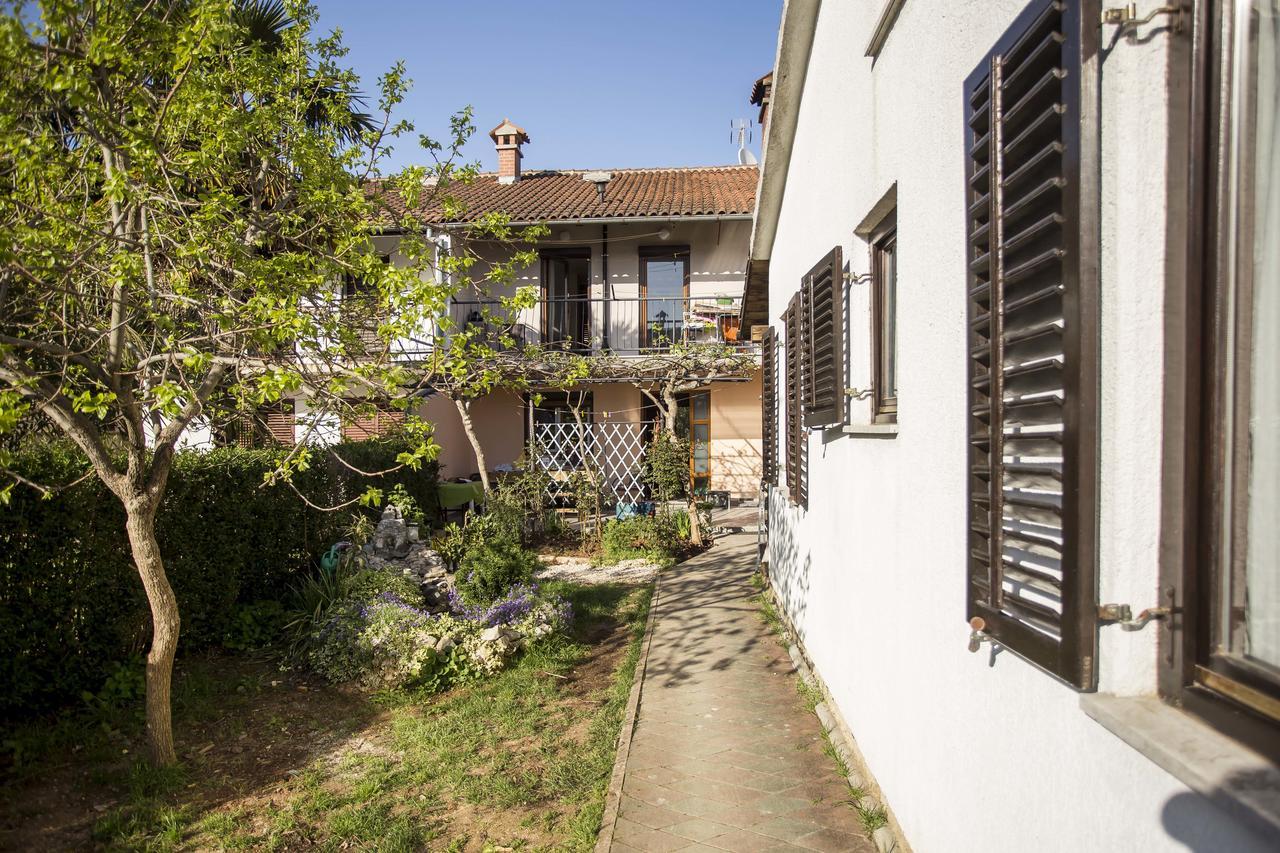 Apartments Ina & Ika Ρόβινι Εξωτερικό φωτογραφία